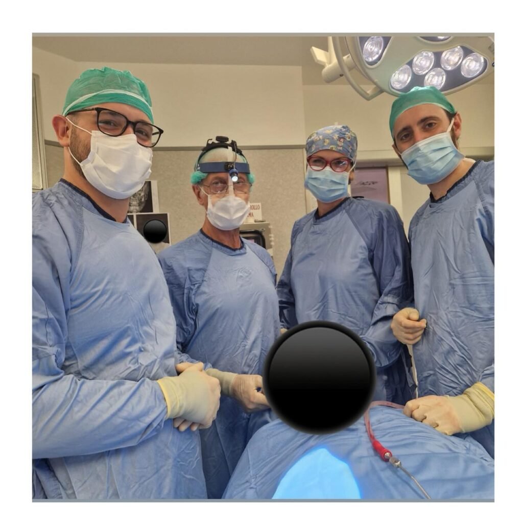 Instagram post from dralbertosuarez. This post is in position 1.