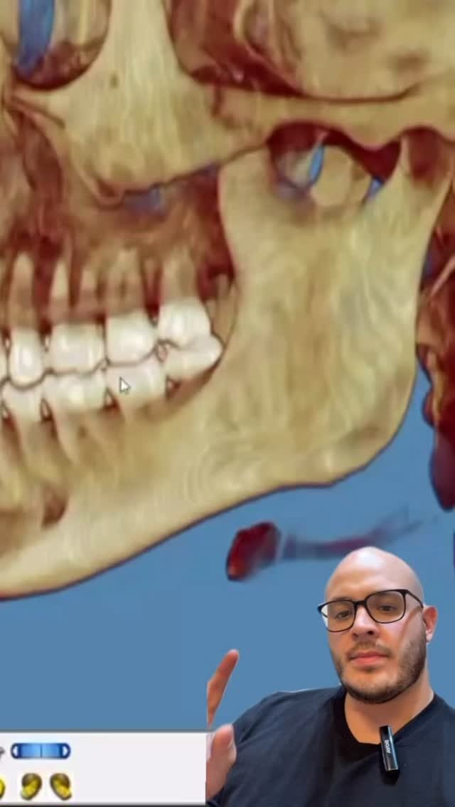 Instagram post from dralbertosuarez. This post is in position 9.